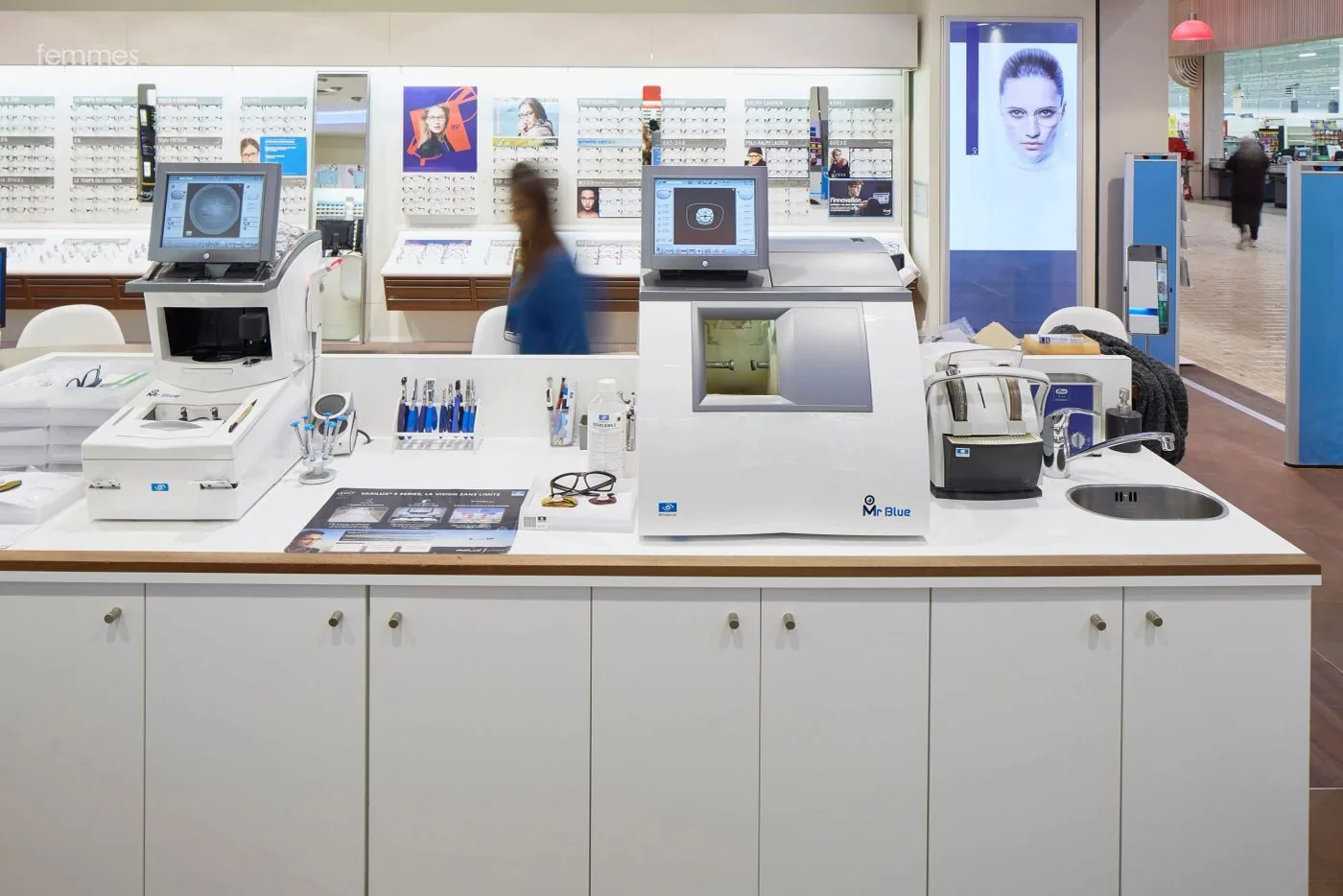 Tecnología avanzada para medición y adaptación óptica